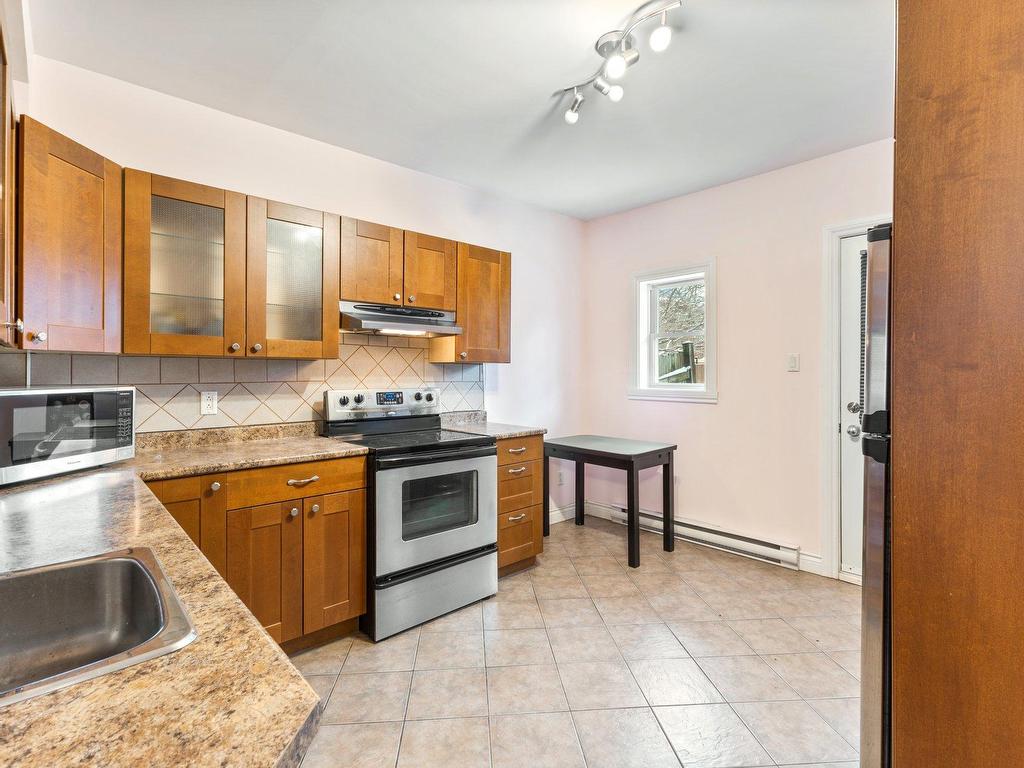 









4344

 - 4348


Rue de Verdun

,
Montréal (Verdun/Île-des-Soeurs),




QC
H4G1L8

