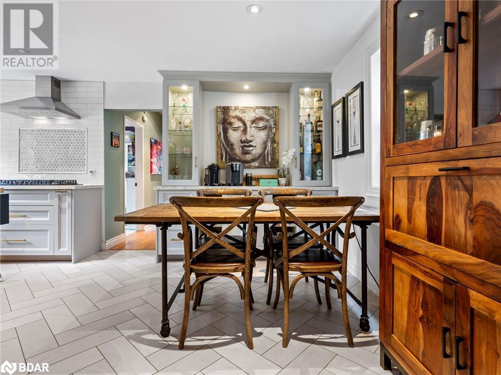 












102 TWENTY THIRD STREET

,
Toronto,




Ontario
M8V3N2

