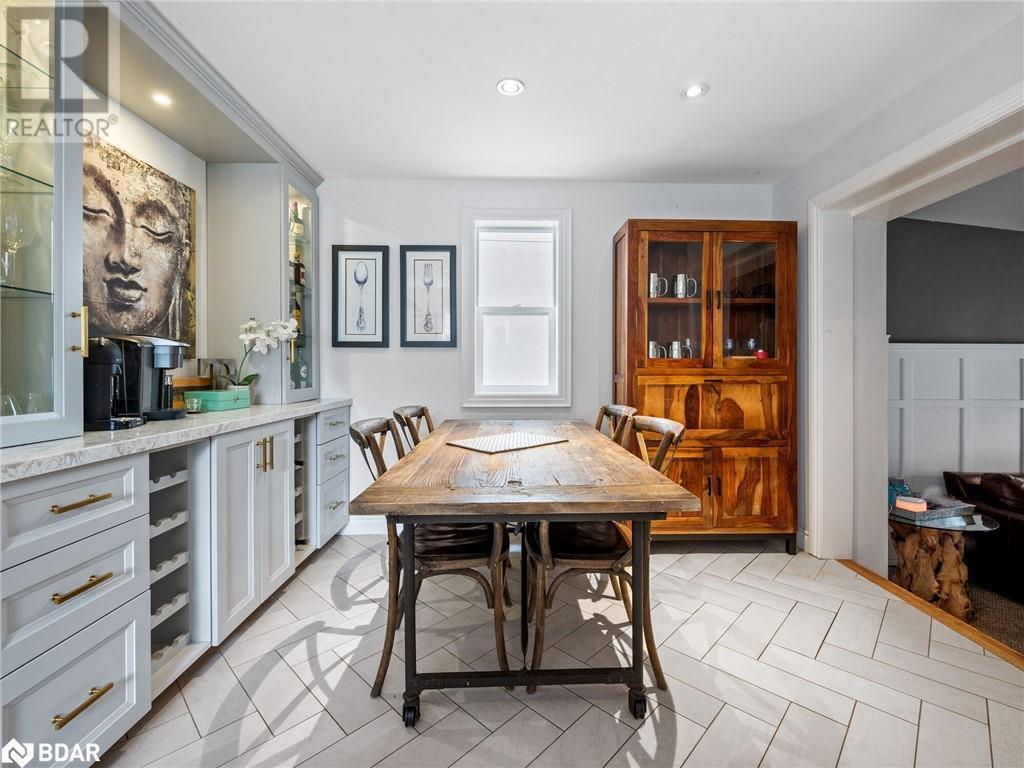 












102 TWENTY THIRD STREET

,
Toronto,




Ontario
M8V3N2

