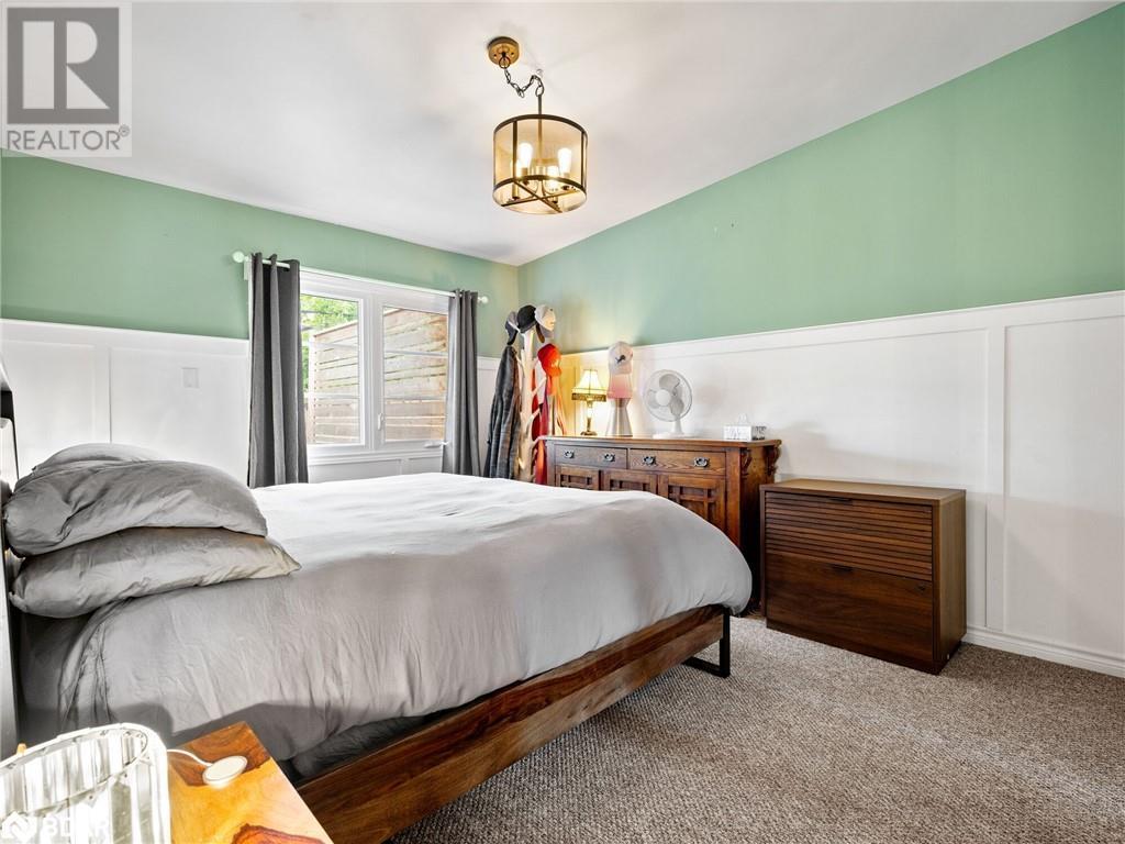 












102 TWENTY THIRD STREET

,
Toronto,




Ontario
M8V3N2

