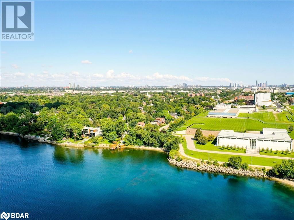 












102 TWENTY THIRD STREET

,
Toronto,




Ontario
M8V3N2

