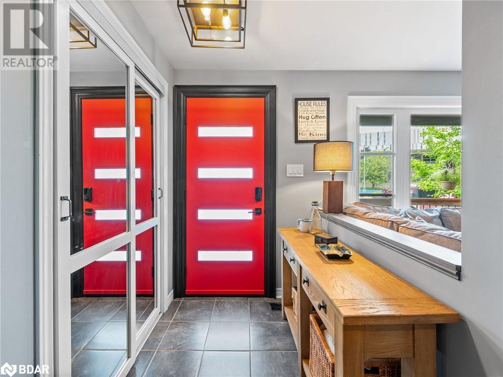 












102 TWENTY THIRD STREET

,
Toronto,




Ontario
M8V3N2

