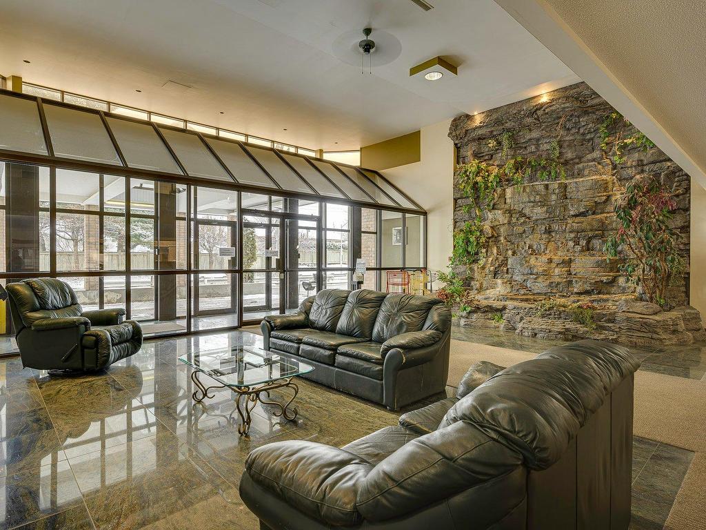 









345


Boul. Jean-Baptiste-Rolland E.

, 243,
Saint-Jérôme,




QC
J7Z5H3

