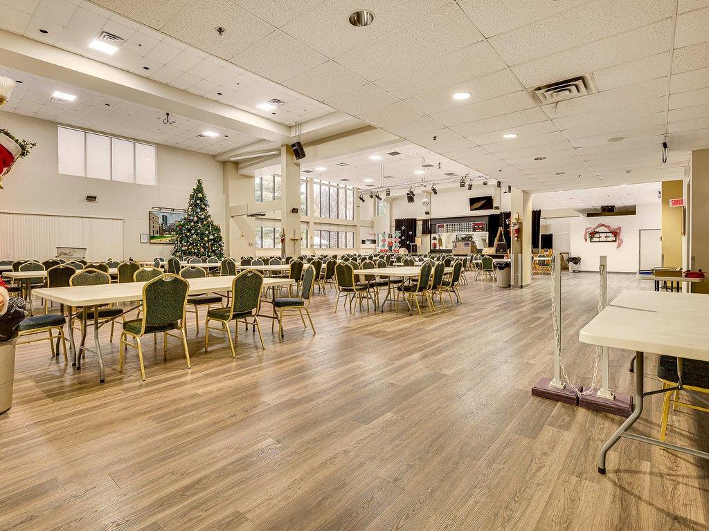 









345


Boul. Jean-Baptiste-Rolland E.

, 243,
Saint-Jérôme,




QC
J7Z5H3

