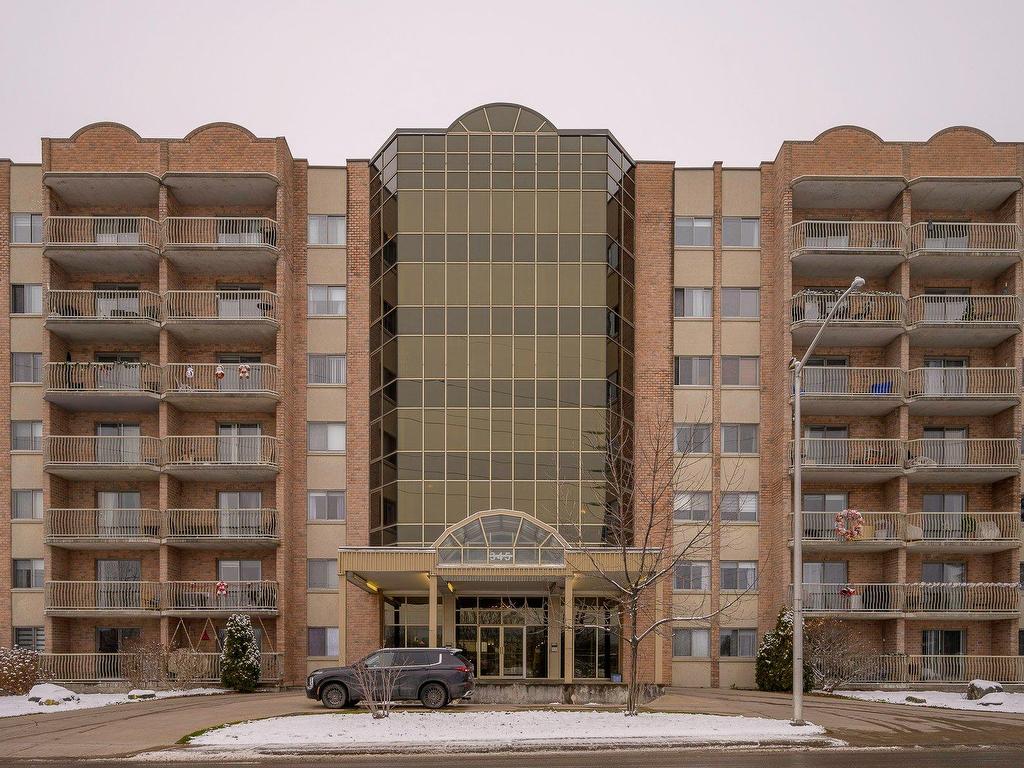









345


Boul. Jean-Baptiste-Rolland E.

, 243,
Saint-Jérôme,




QC
J7Z5H3

