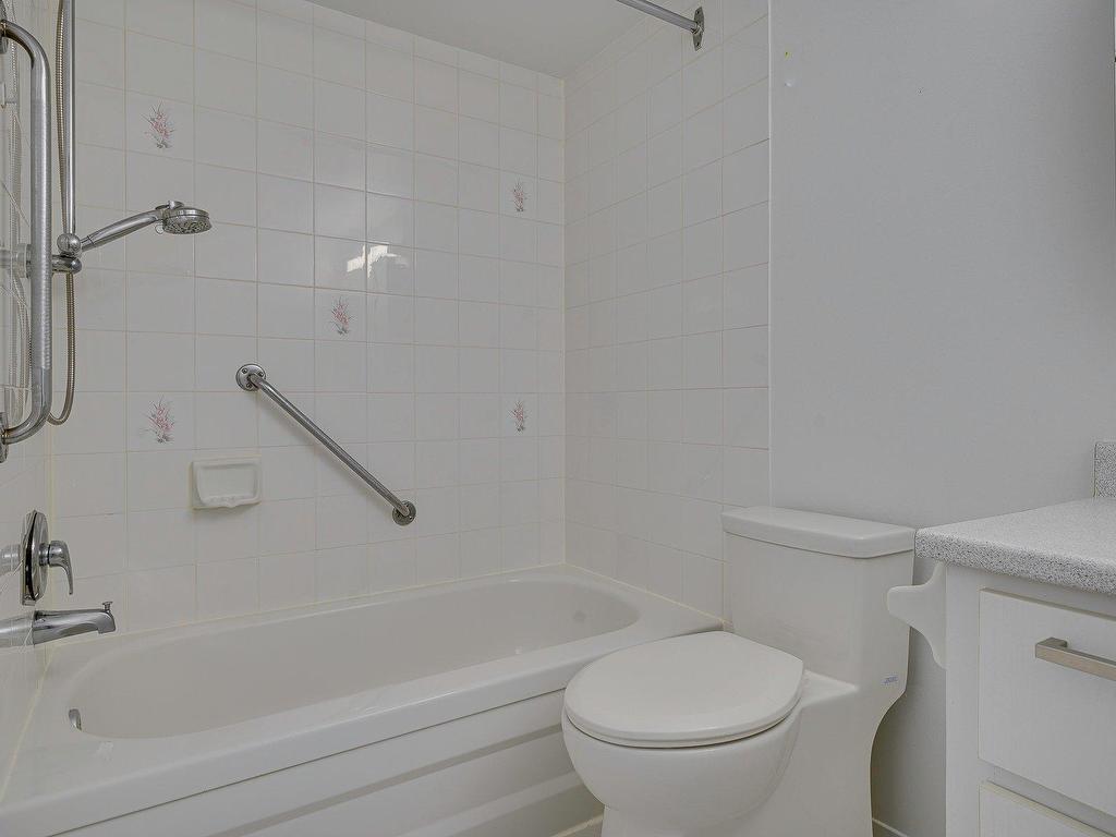 









345


Boul. Jean-Baptiste-Rolland E.

, 243,
Saint-Jérôme,




QC
J7Z5H3

