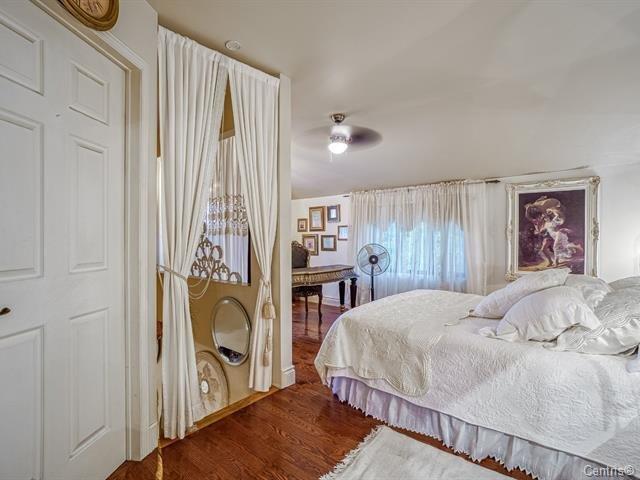 









31


Av. St-Denis

,
Saint-Sauveur,




QC
J0R1R4

