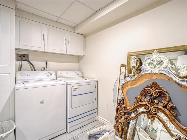 









31


Av. St-Denis

,
Saint-Sauveur,




QC
J0R1R4

