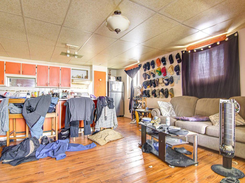 









1227

 - 1229


Rue Principale

,
Saint-Roch-de-l'Achigan,




QC
J0K3H0

