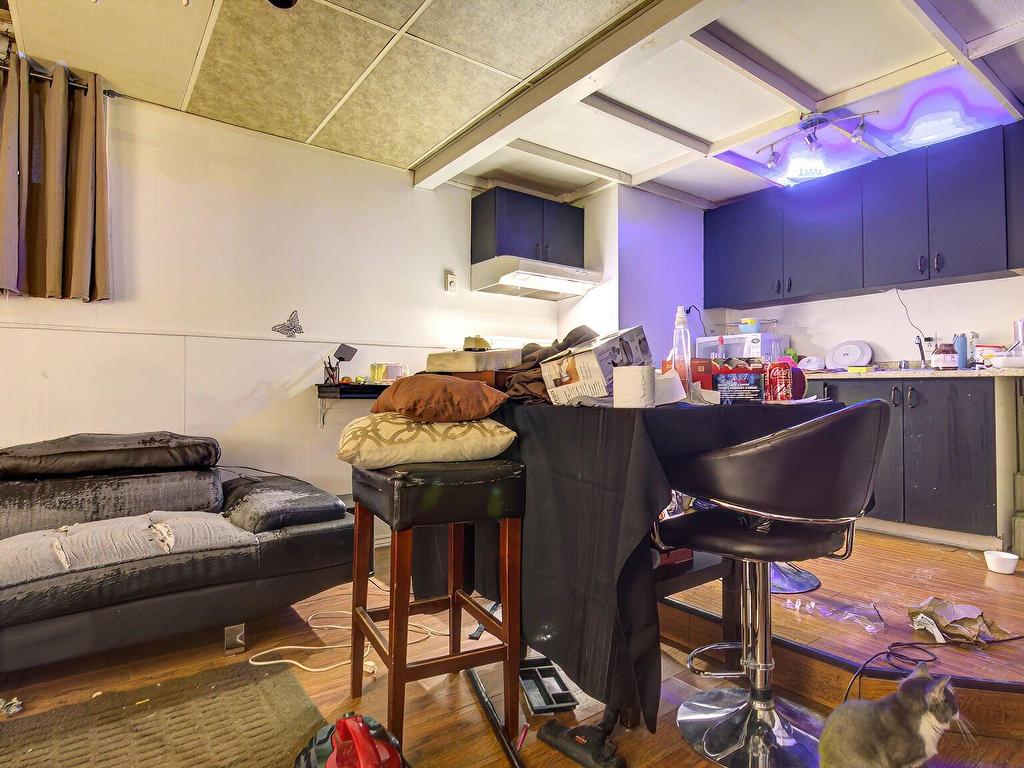 









1227

 - 1229


Rue Principale

,
Saint-Roch-de-l'Achigan,




QC
J0K3H0

