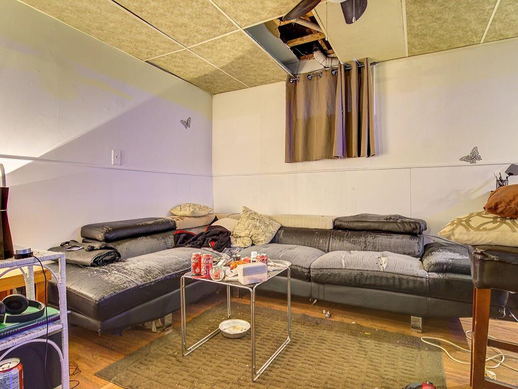 









1227

 - 1229


Rue Principale

,
Saint-Roch-de-l'Achigan,




QC
J0K3H0

