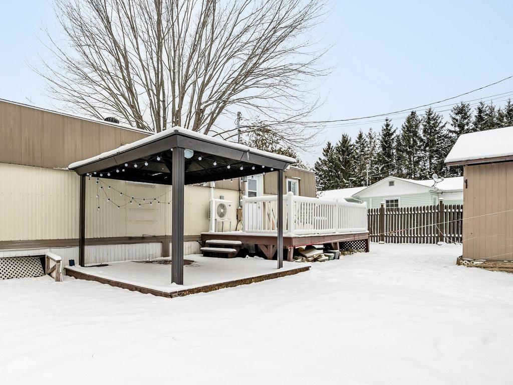 









2627


Rue des Genévriers

,
Sherbrooke (Brompton/Rock Forest/Saint-Élie/Deauville),




QC
J1R0G8

