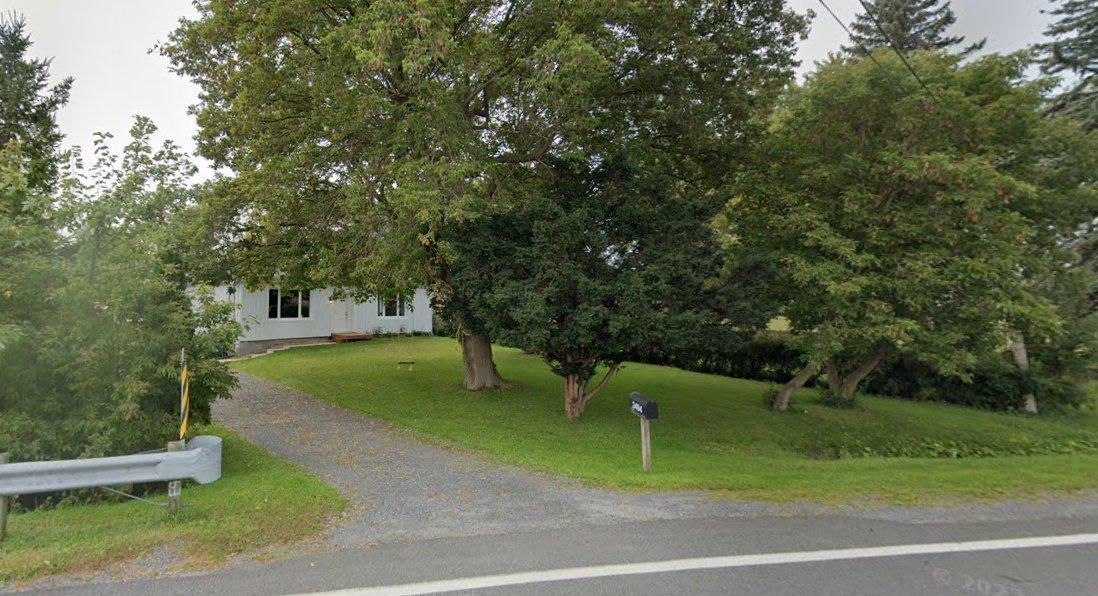 









2494


Ch. de St-Césaire

,
Marieville,




QC
J3M1N9


