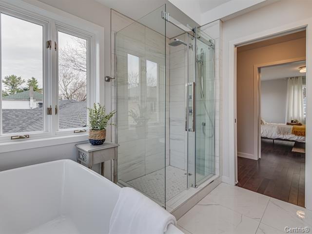 









231


Av. Clément

,
Dorval,




QC
H9S2T1

