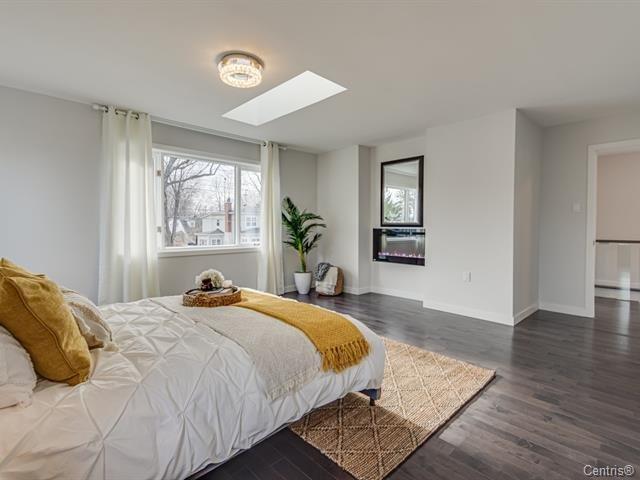 









231


Av. Clément

,
Dorval,




QC
H9S2T1

