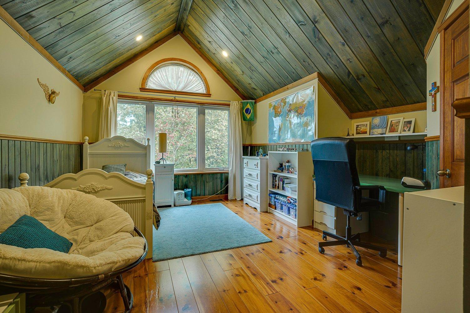 









1331


Rue Centrale

,
Prévost,




QC
J0R1T0

