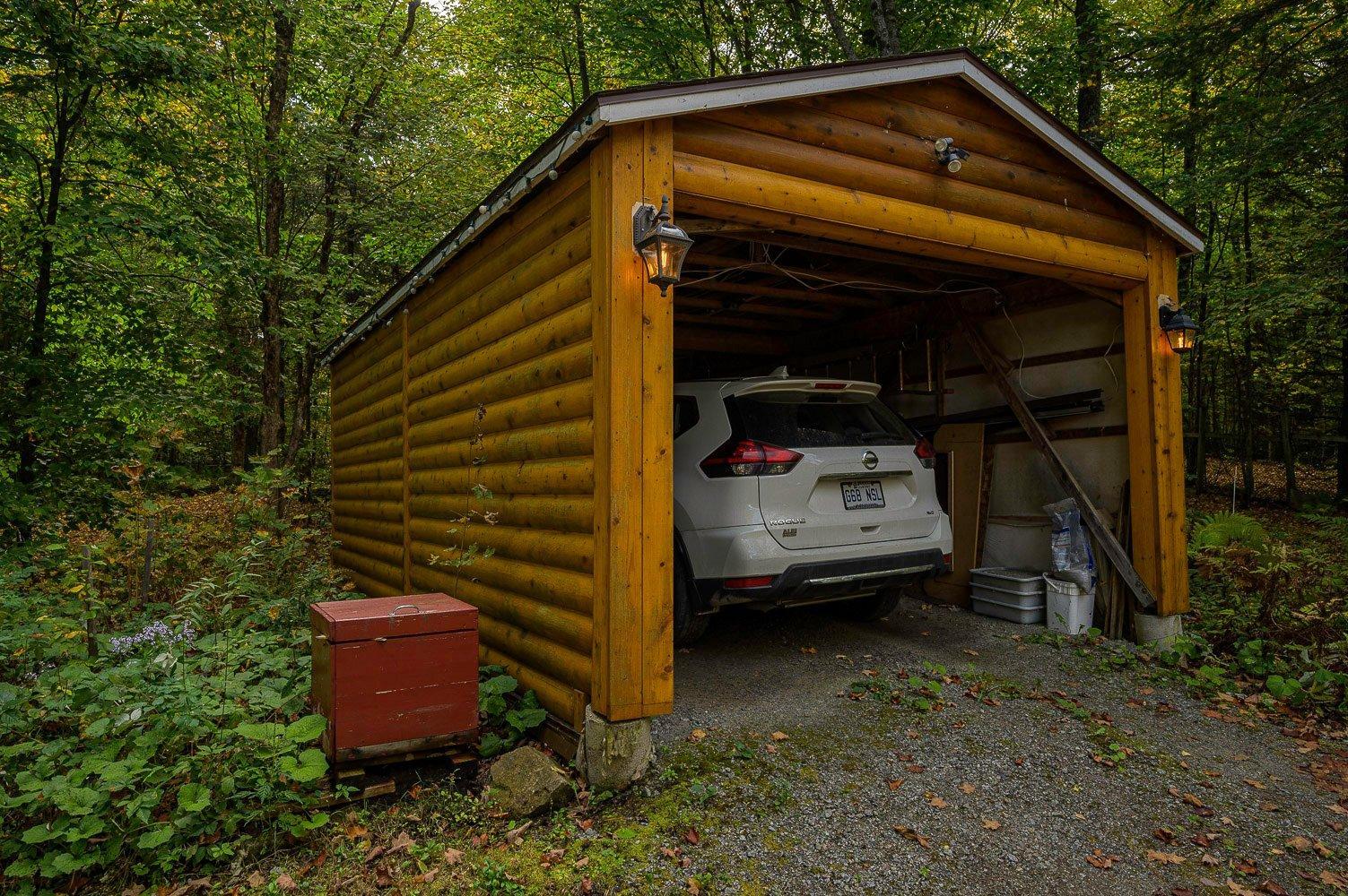 









1331


Rue Centrale

,
Prévost,




QC
J0R1T0

