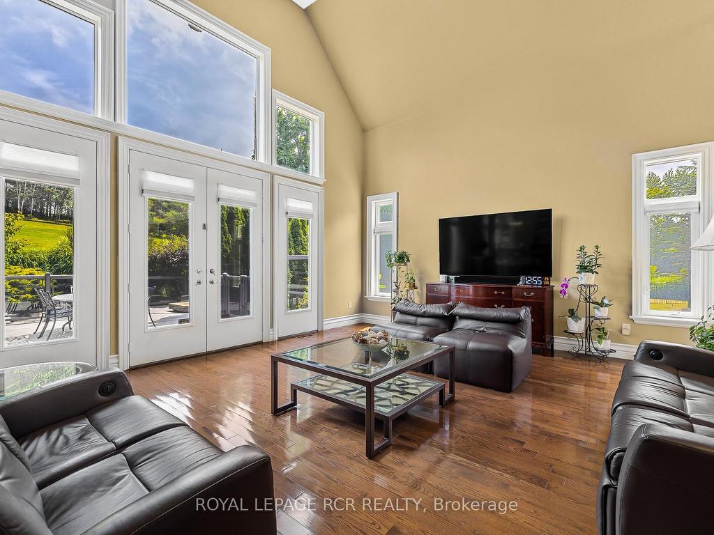 









30


Sandy Ridge

Court,
Whitchurch-Stouffville,




ON
L4A 2L4

