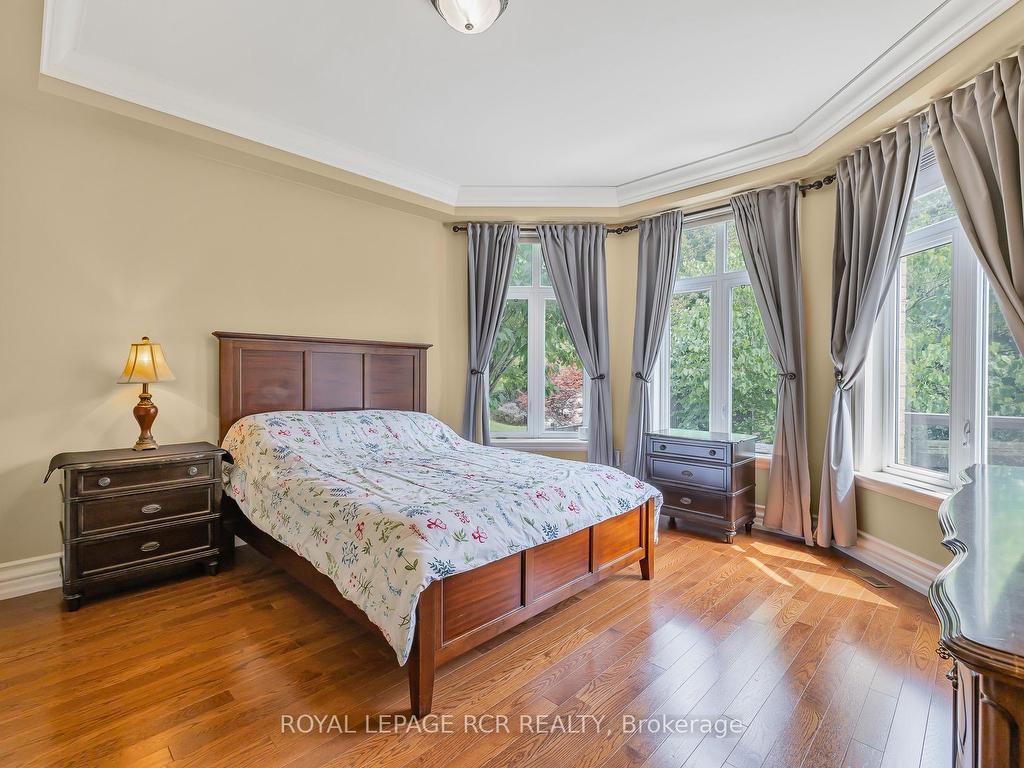 









30


Sandy Ridge

Court,
Whitchurch-Stouffville,




ON
L4A 2L4

