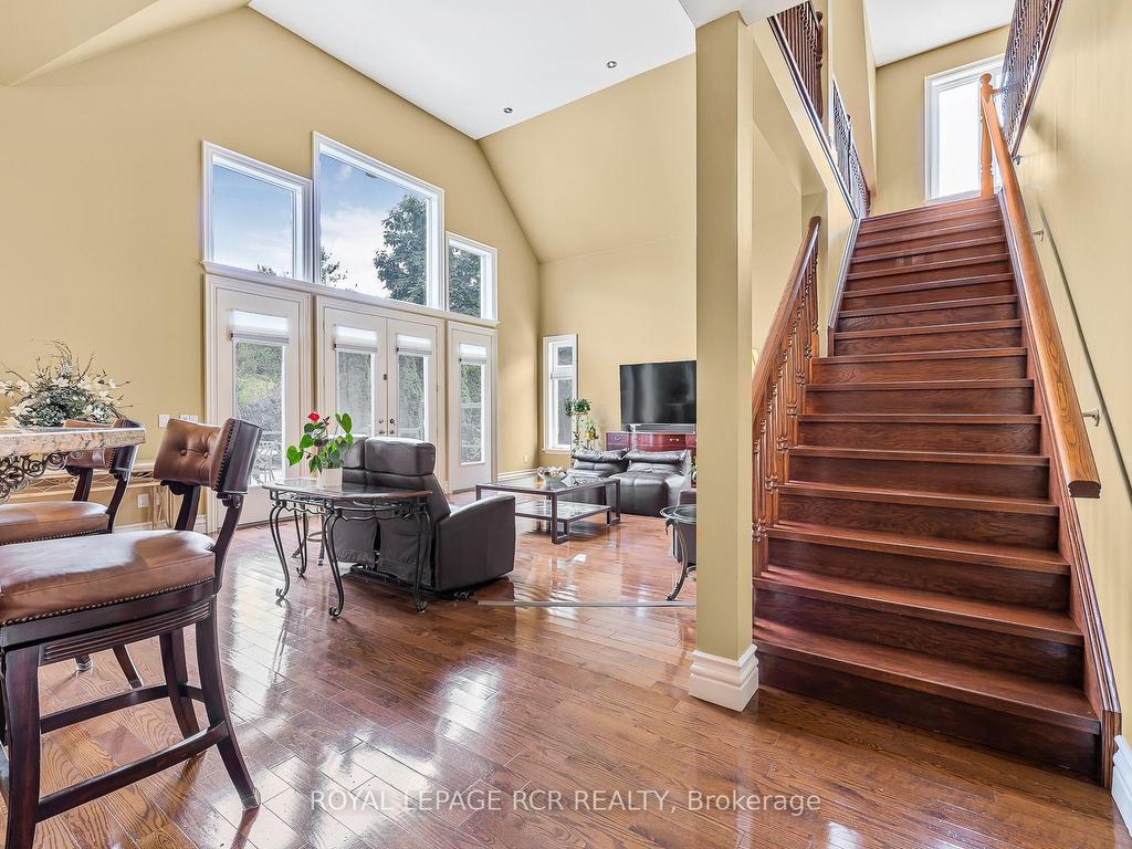 









30


Sandy Ridge

Court,
Whitchurch-Stouffville,




ON
L4A 2L4

