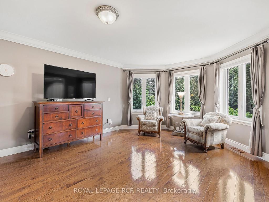 









30


Sandy Ridge

Court,
Whitchurch-Stouffville,




ON
L4A 2L4

