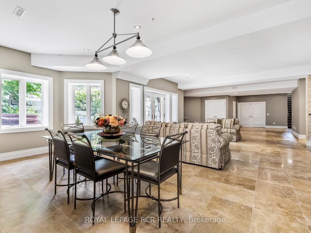









30


Sandy Ridge

Court,
Whitchurch-Stouffville,




ON
L4A 2L4

