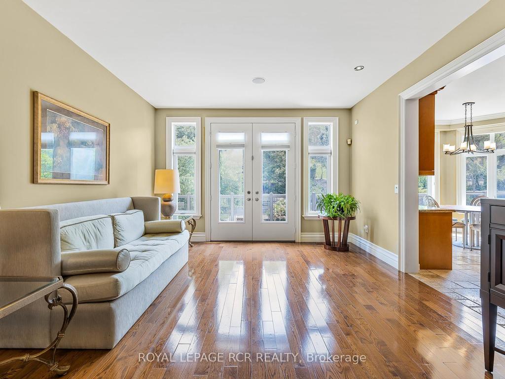 









30


Sandy Ridge

Court,
Whitchurch-Stouffville,




ON
L4A 2L4

