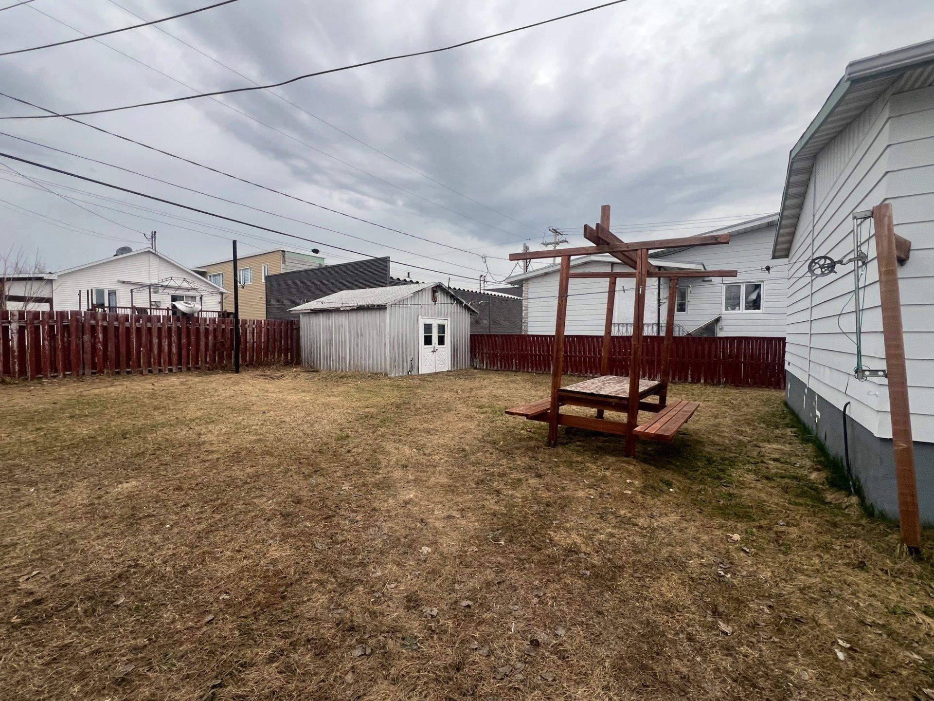 









509A

 - 509B


2e Rue

,
Chibougamau,




QC
G8P1M8


