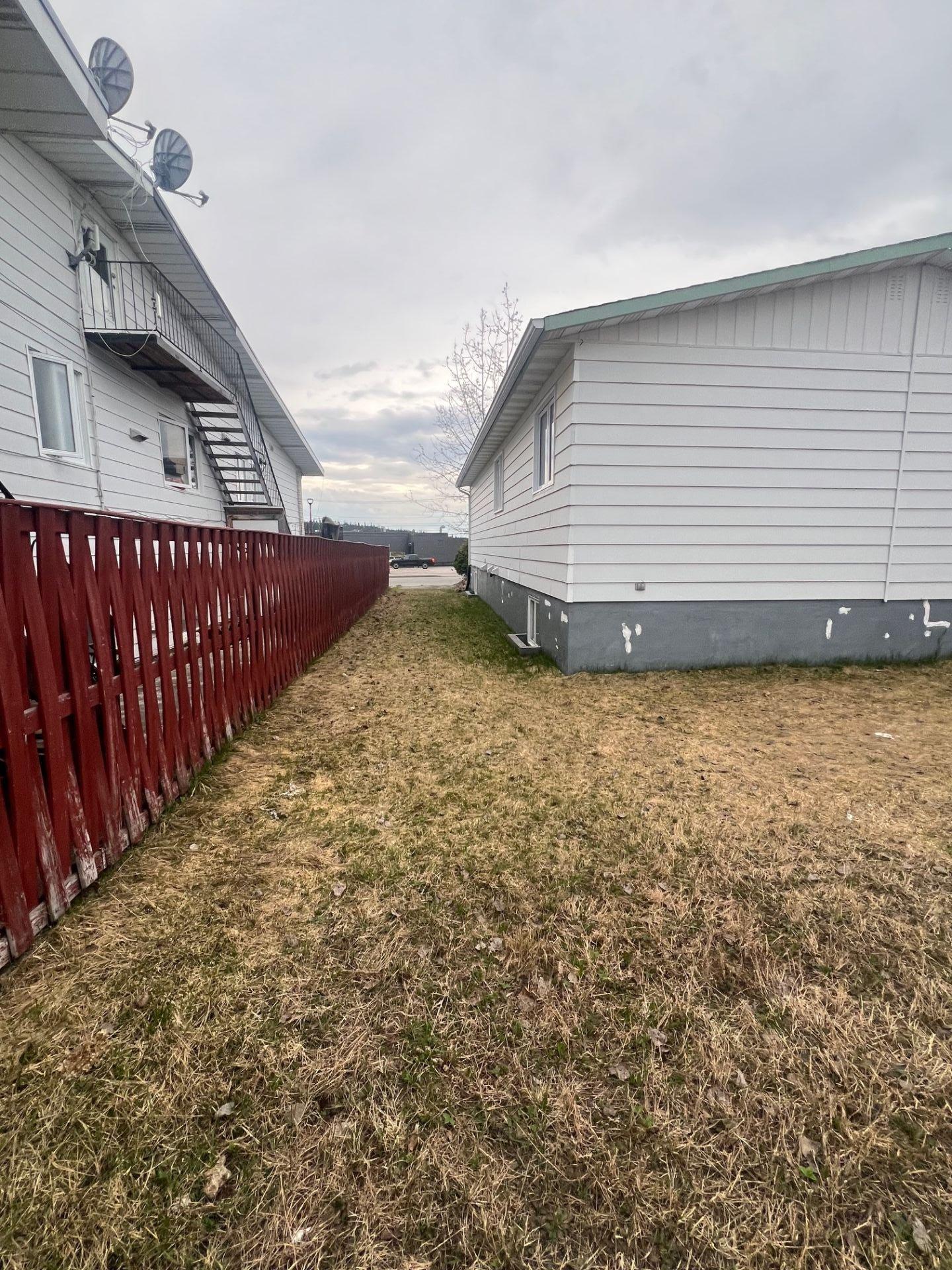 









509A

 - 509B


2e Rue

,
Chibougamau,




QC
G8P1M8

