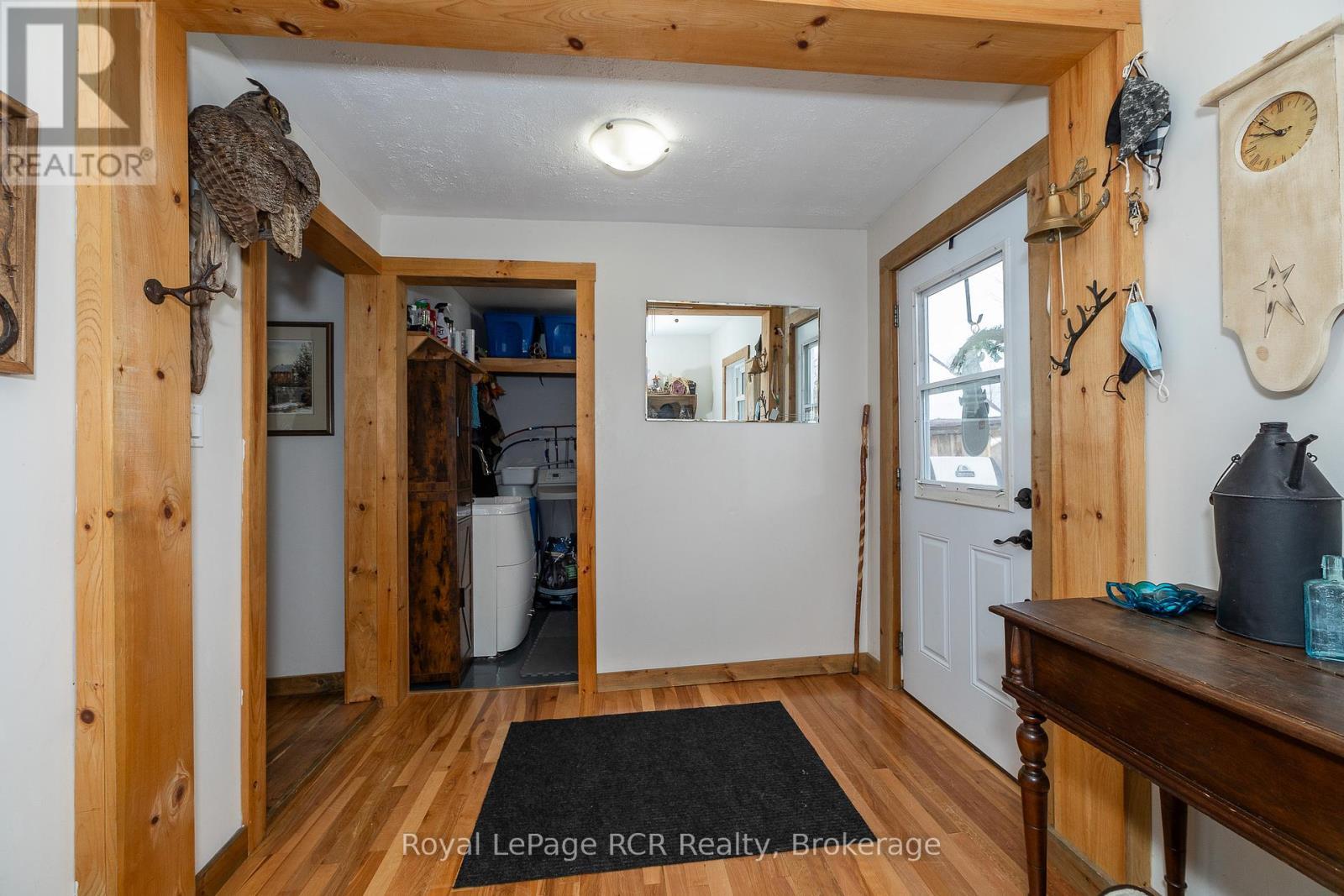 












206 CRAWFORD ROAD

,
Chatsworth,




Ontario
N0H1C0

