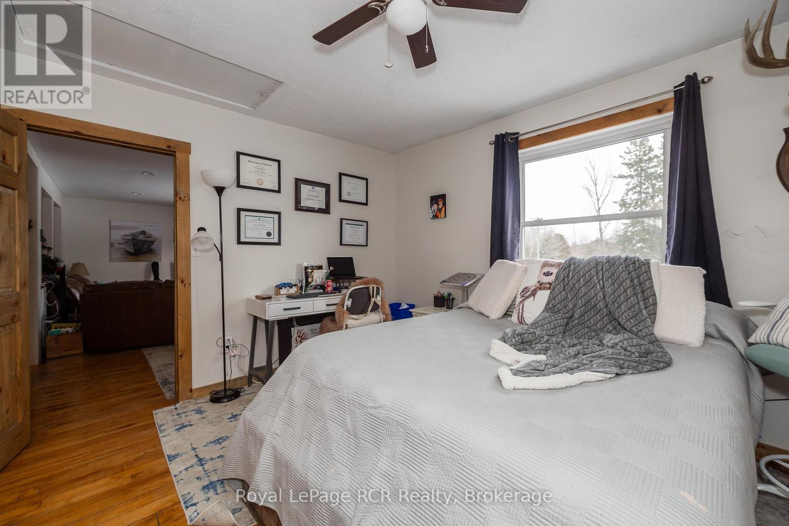 












206 CRAWFORD ROAD

,
Chatsworth,




Ontario
N0H1C0

