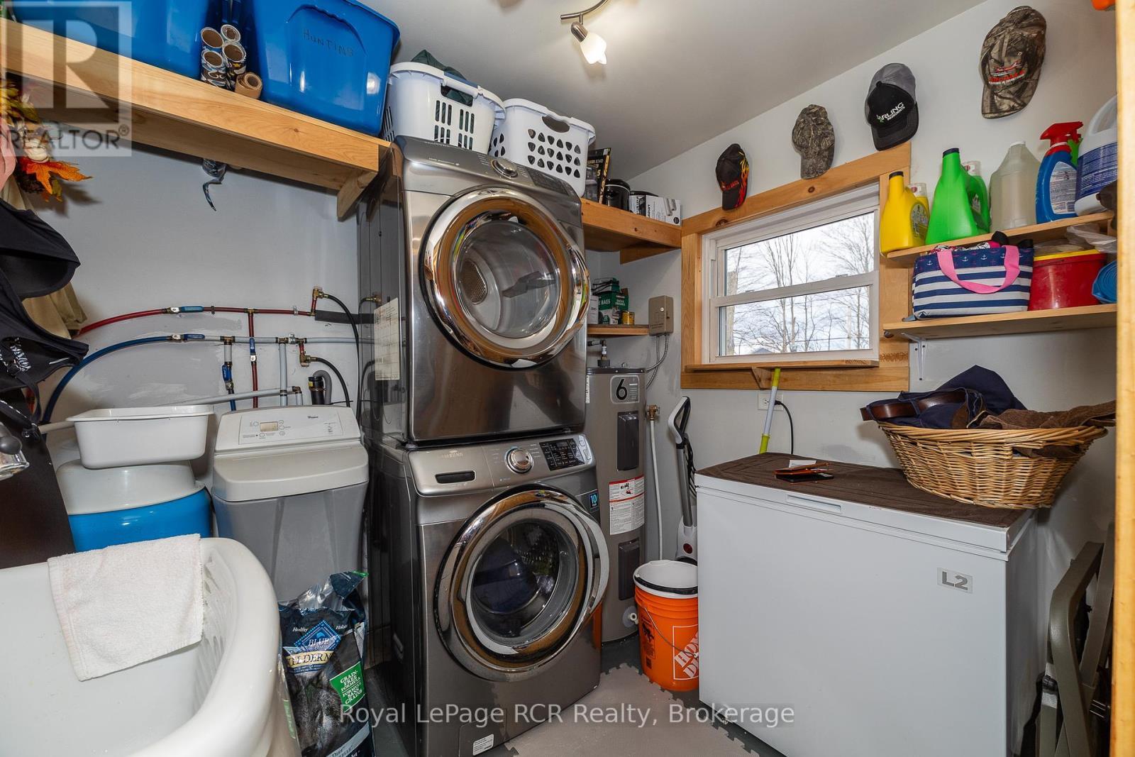 












206 CRAWFORD ROAD

,
Chatsworth,




Ontario
N0H1C0

