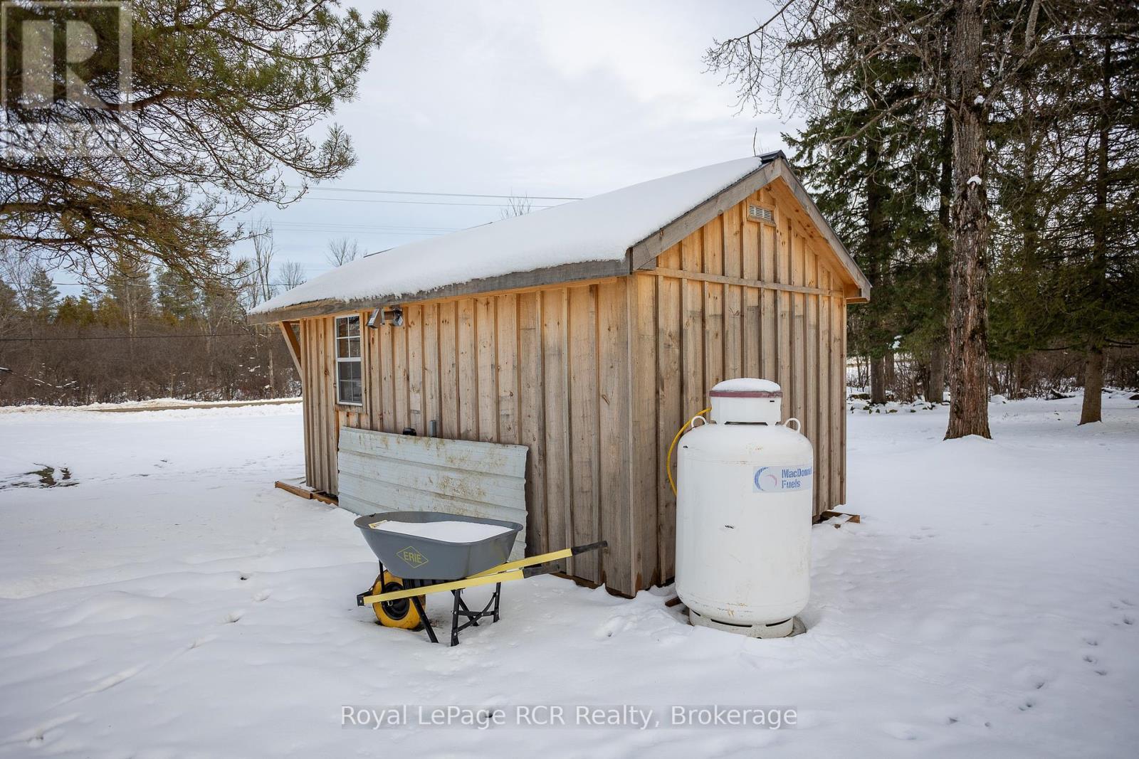 












206 CRAWFORD ROAD

,
Chatsworth,




Ontario
N0H1C0


