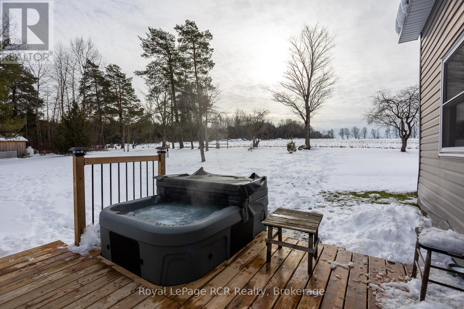 












206 CRAWFORD ROAD

,
Chatsworth,




Ontario
N0H1C0

