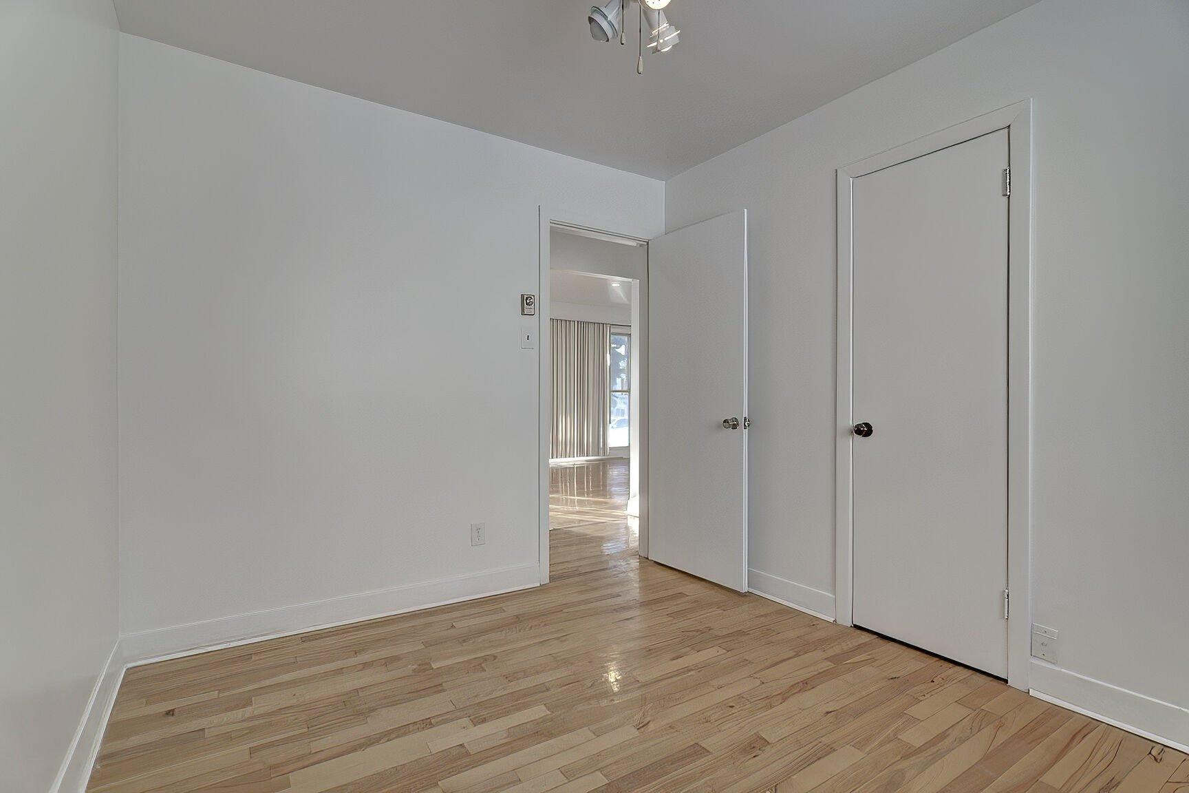 









11755


Av. du Bois-de-Boulogne

,
Montréal (Ahuntsic-Cartierville),




QC
H3M2X5

