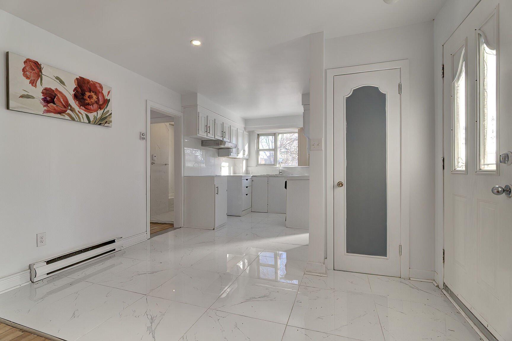 









11755


Av. du Bois-de-Boulogne

,
Montréal (Ahuntsic-Cartierville),




QC
H3M2X5

