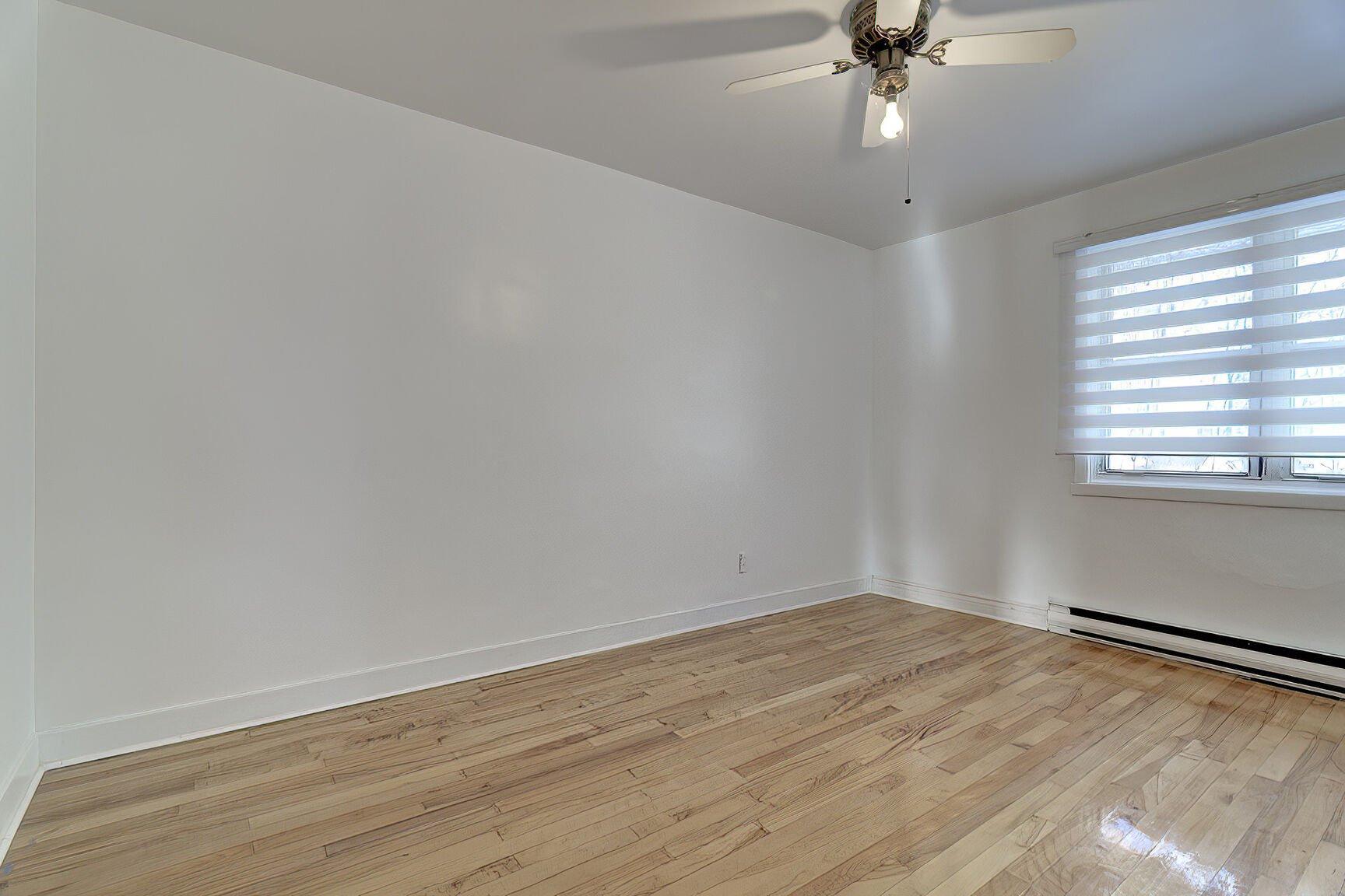 









11755


Av. du Bois-de-Boulogne

,
Montréal (Ahuntsic-Cartierville),




QC
H3M2X5

