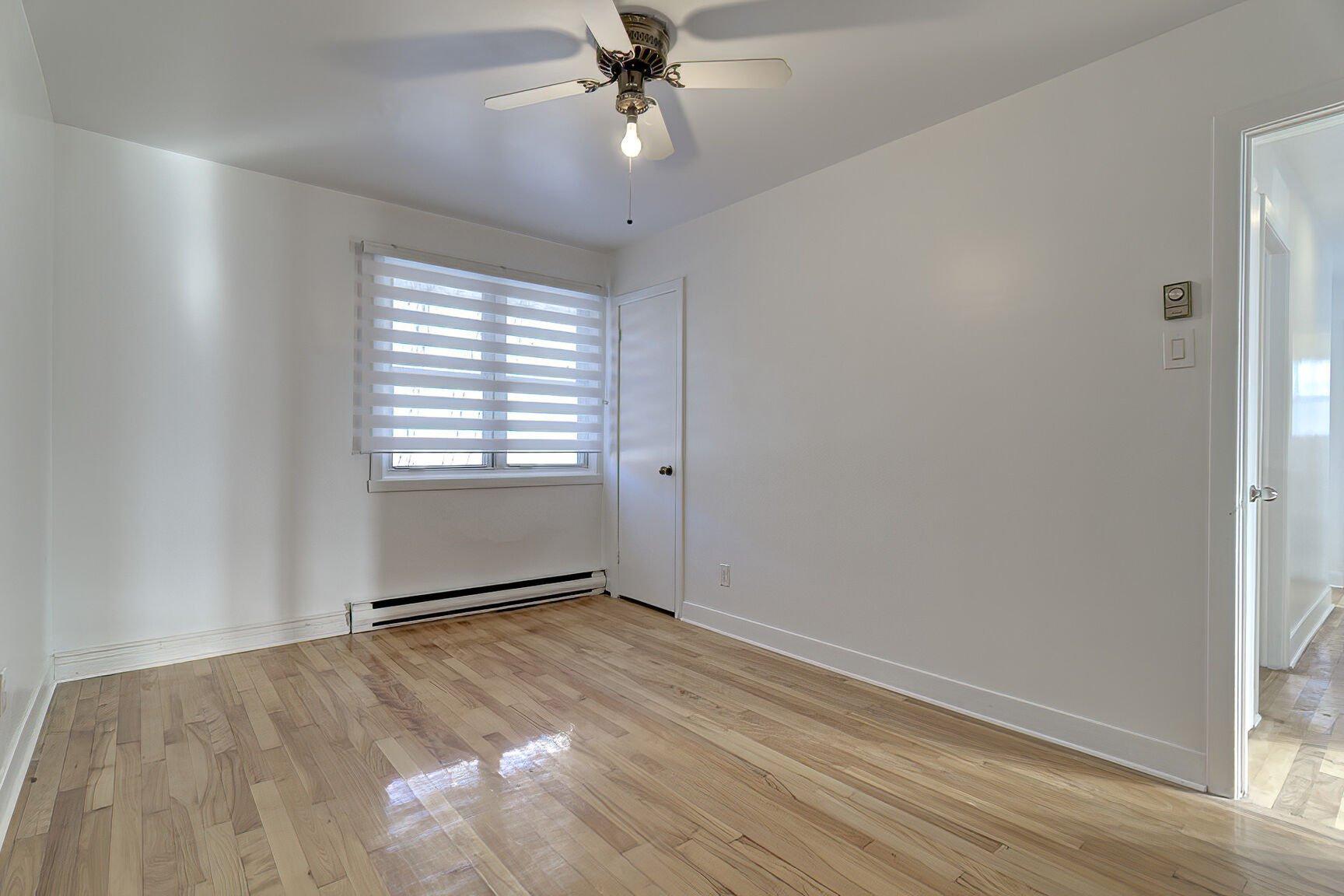 









11755


Av. du Bois-de-Boulogne

,
Montréal (Ahuntsic-Cartierville),




QC
H3M2X5

