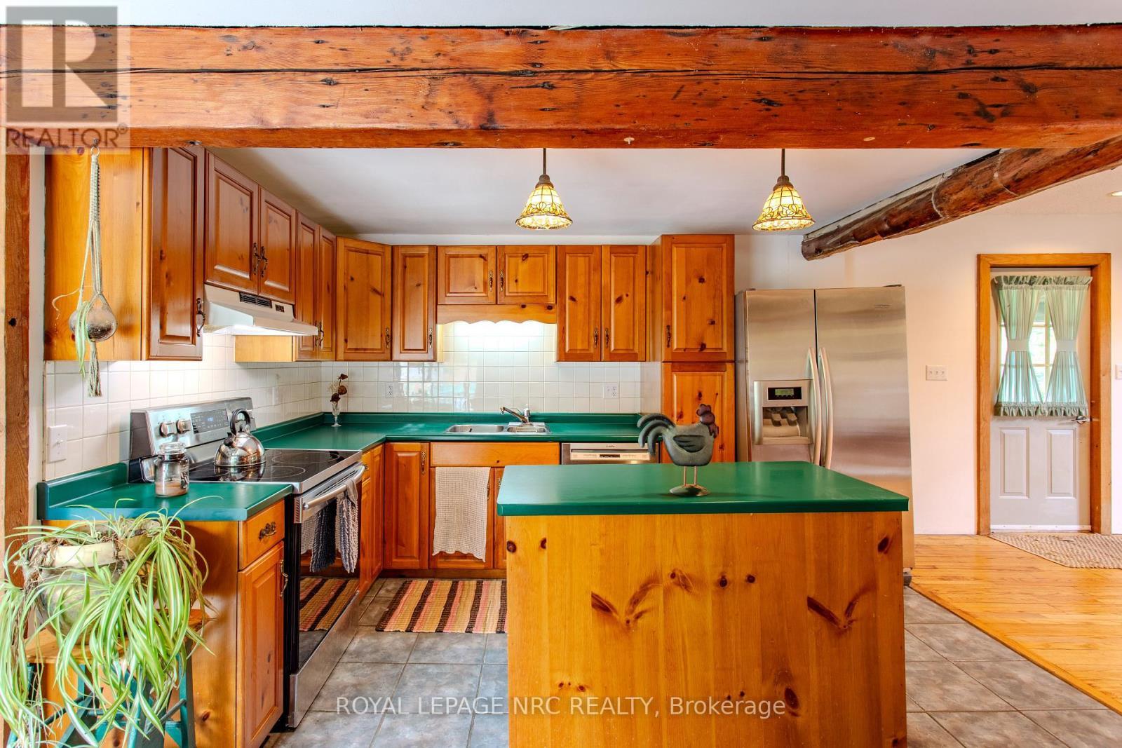 












2978 SHAWNEE TRAIL

,
Fort Erie (Ridgeway),




Ontario
L0S1N0

