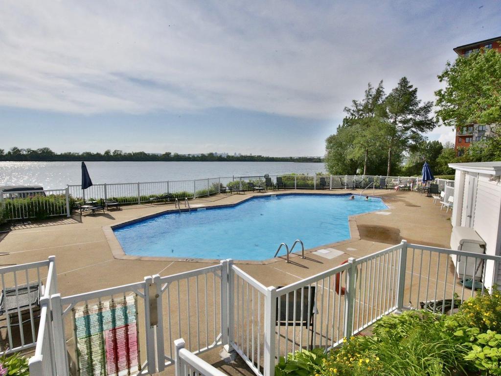 









8480


Rue St-Charles

, 2B,
Brossard,




QC
J4X2A5

