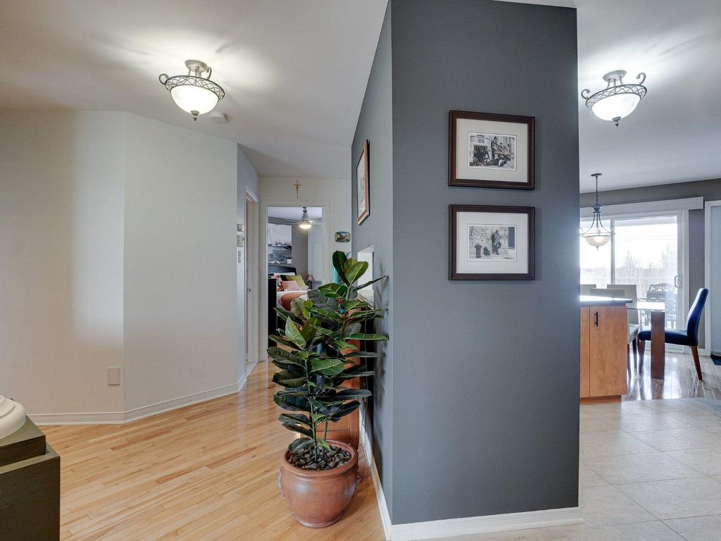 









635


Boul. le Bourg-Neuf

, G,
Repentigny (Le Gardeur),




QC
J5Z5A3

