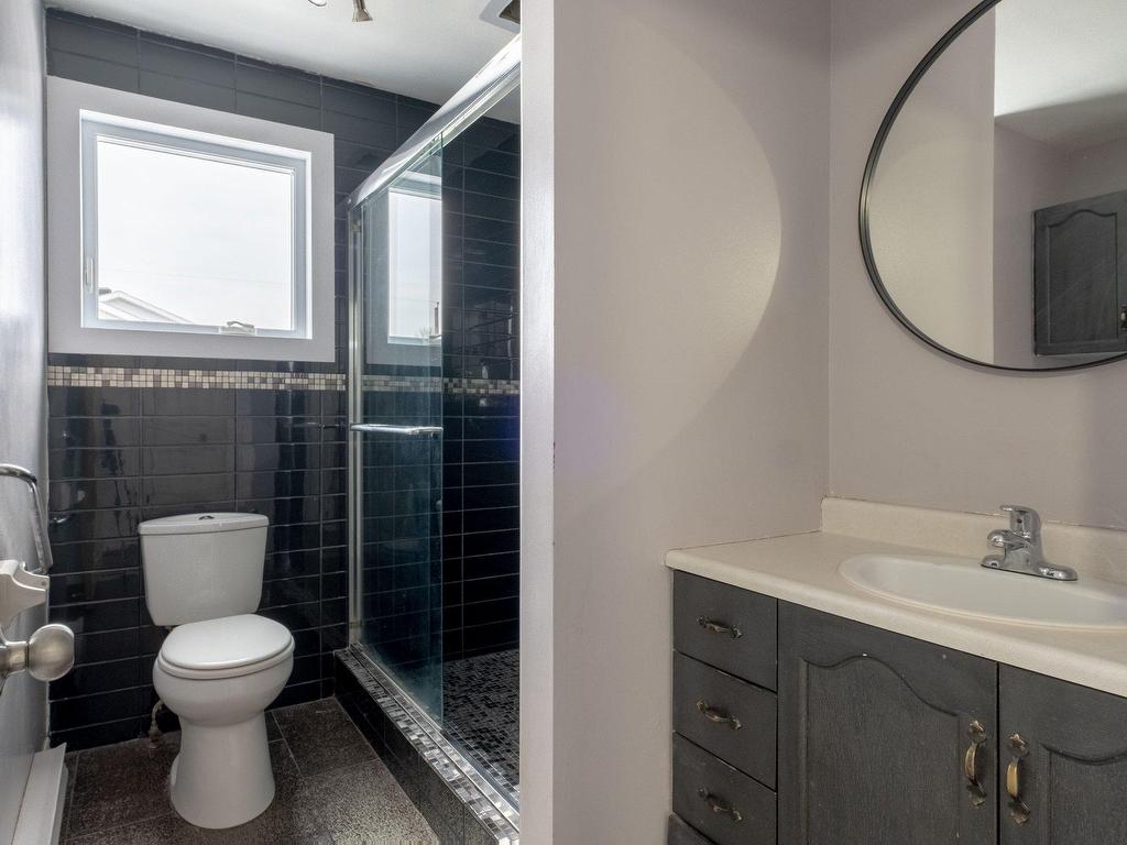 









10


Rue Capcour

,
Sorel-Tracy,




QC
J3P7P6


