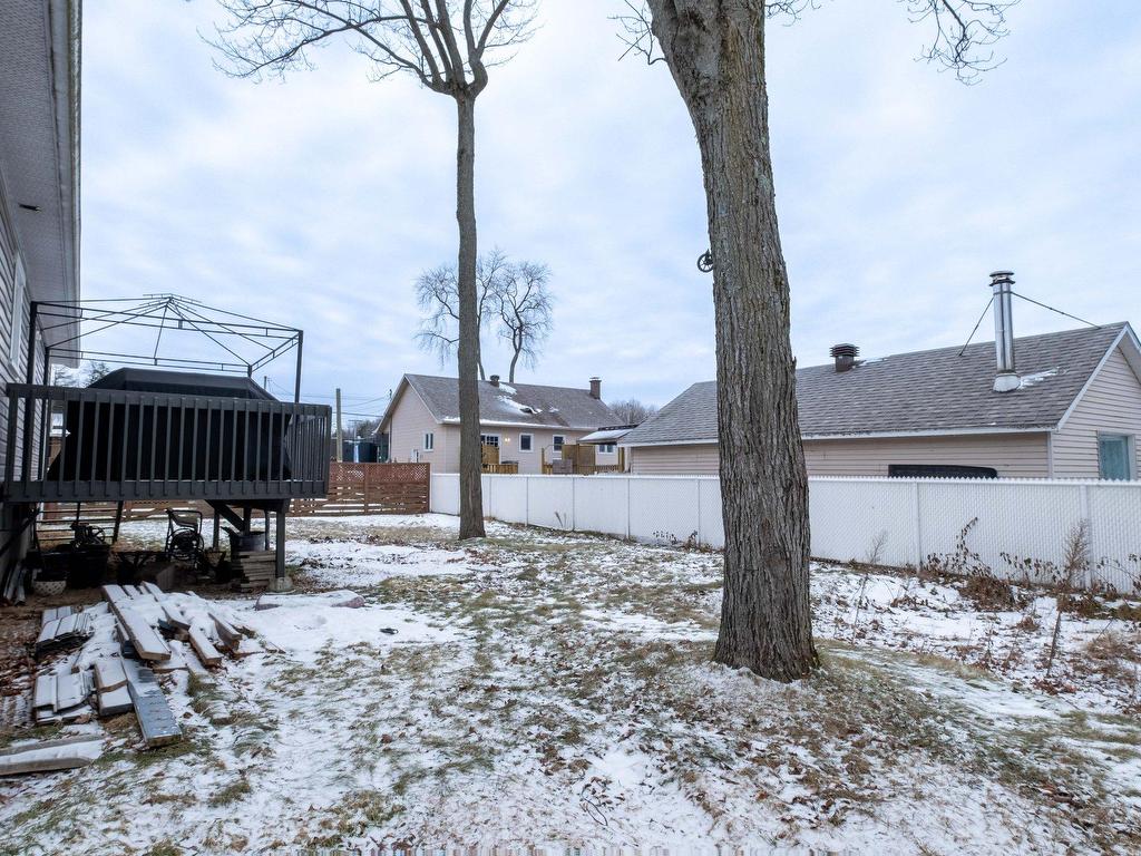 









10


Rue Capcour

,
Sorel-Tracy,




QC
J3P7P6

