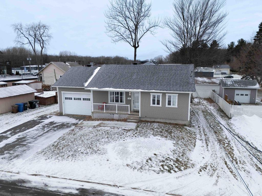 









10


Rue Capcour

,
Sorel-Tracy,




QC
J3P7P6

