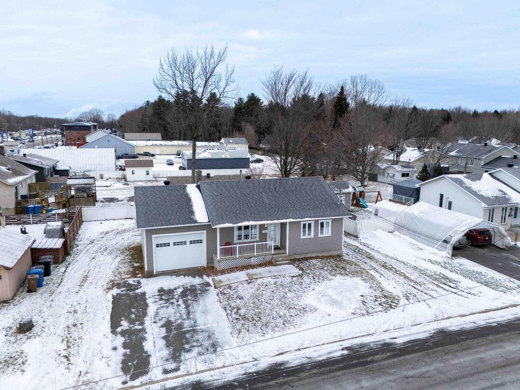









10


Rue Capcour

,
Sorel-Tracy,




QC
J3P7P6

