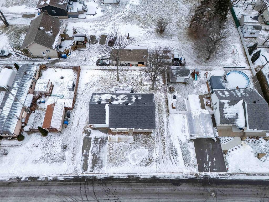 









10


Rue Capcour

,
Sorel-Tracy,




QC
J3P7P6

