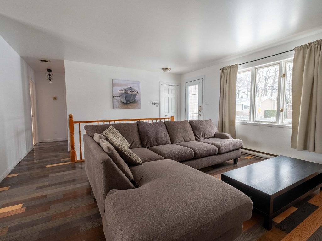 









10


Rue Capcour

,
Sorel-Tracy,




QC
J3P7P6

