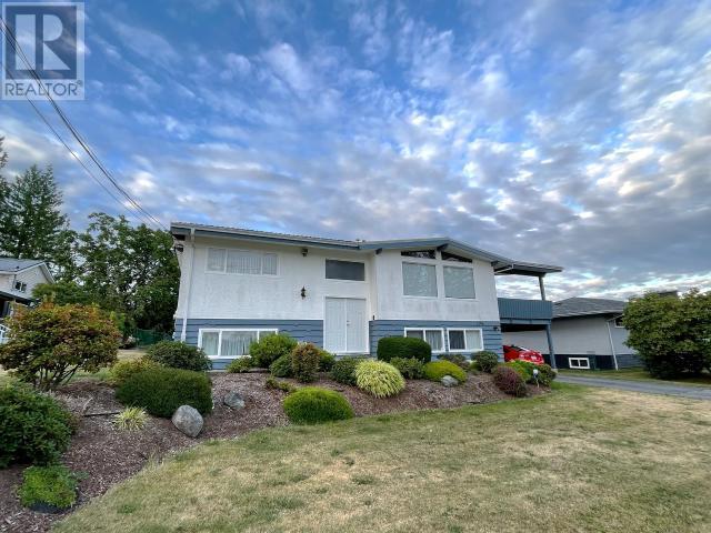 












7342 FIELD STREET

,
Powell River,




British Columbia
V8A1S9

