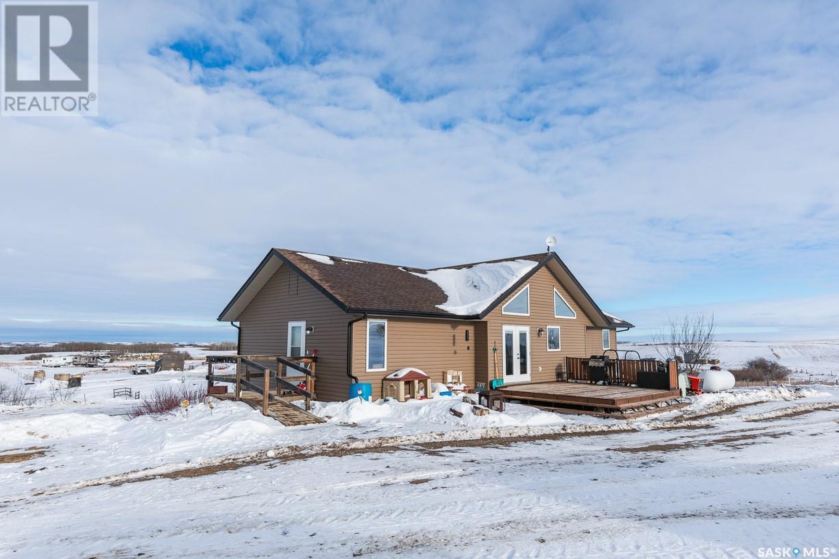 












Wiens acreage/farmland

,
Eye Hill Rm No. 382,







Saskatchewan
S0L2C0


