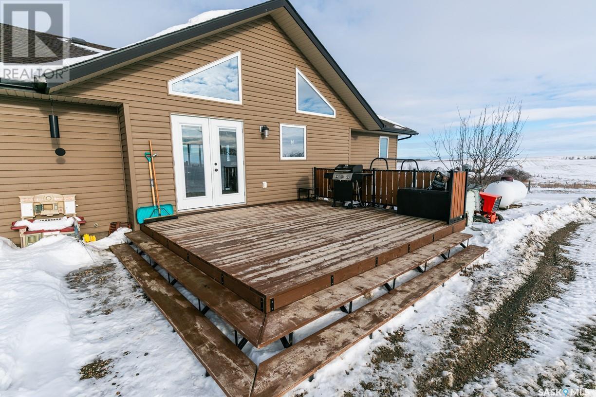 












Wiens acreage/farmland

,
Eye Hill Rm No. 382,







Saskatchewan
S0L2C0

